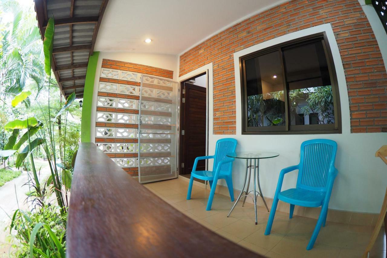 Wandee Bed & Breakfast Khao Lak Exterior foto